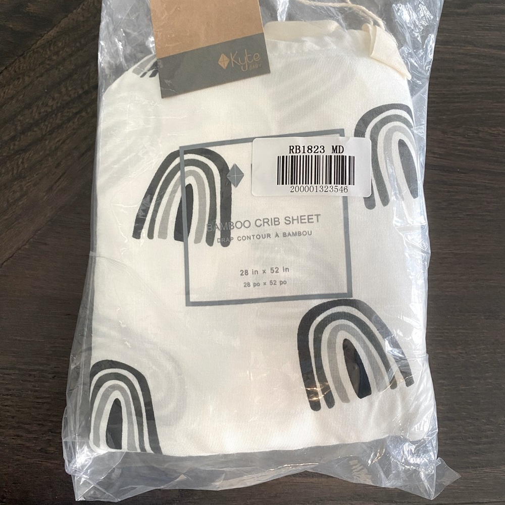 Kyte Baby Crib Sheet Rainbow Black White NIB NWT